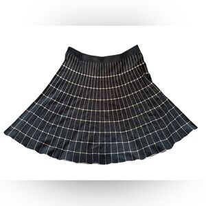 Thick Heavy Knit Black and White Grid Pattern Skirt - M L XL